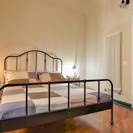 Apartamento In With 2 Bedrooms And Wifi